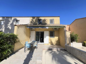 Villa rénovée 4/6 pers, piscine et parking, à 750m de la plage - FR-1-781-73